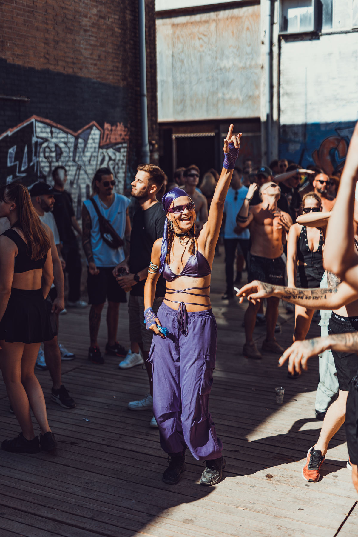 Loading... just a sec